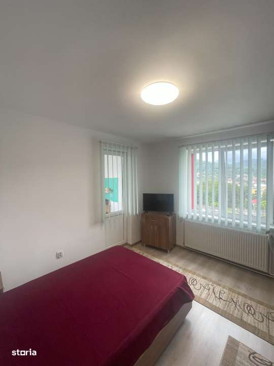 Apartament de vanzare, cu 2 camere semidecomandat, 52 mp, zona ultrace - Imagine principală: 4/9