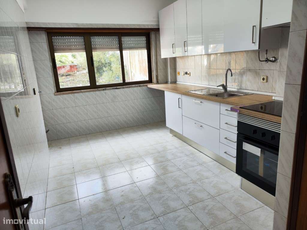 Apartamento T2 , Encosta do Sol c/ arrecadação - Grande imagem: 3/13