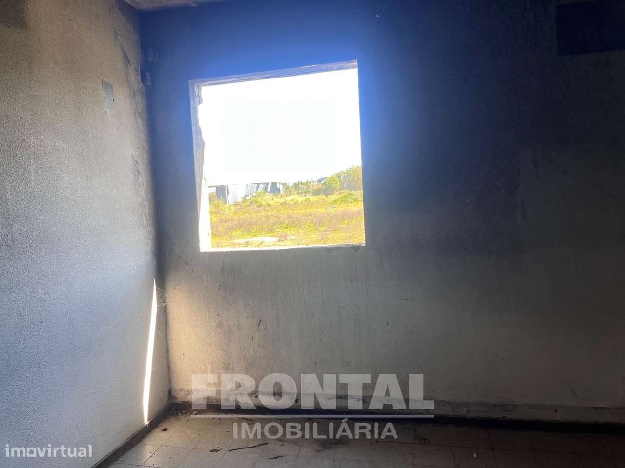 Terreno Industrial Plano – 7.200 m² | Perto do porto de Leixões | Zona-13