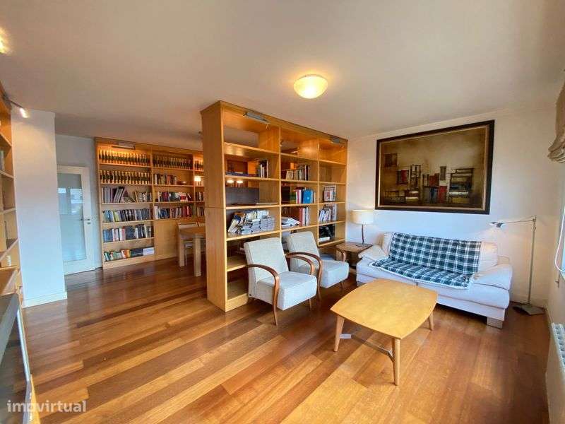 Apartamento T2 em S.D.Benfica-3