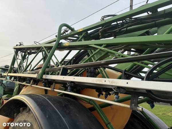 Amazone opryskiwacz amazone ux 4200 - 3