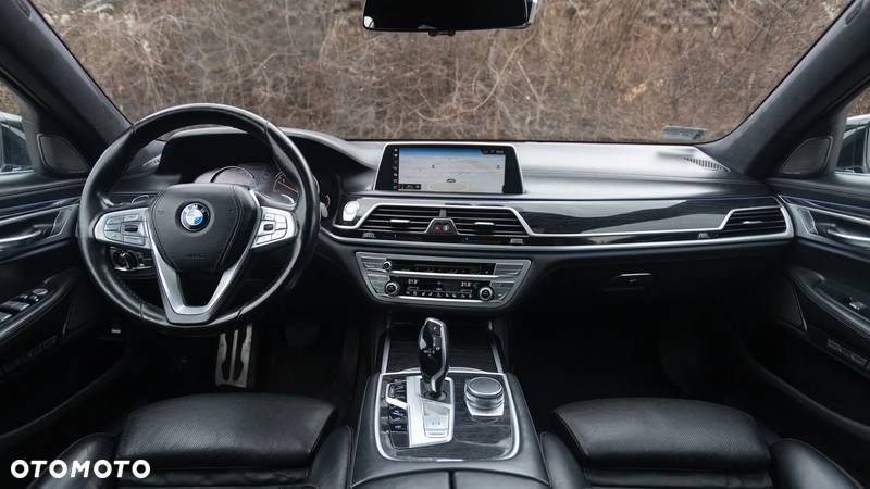 BMW Seria 7 750Ld xDrive - 10