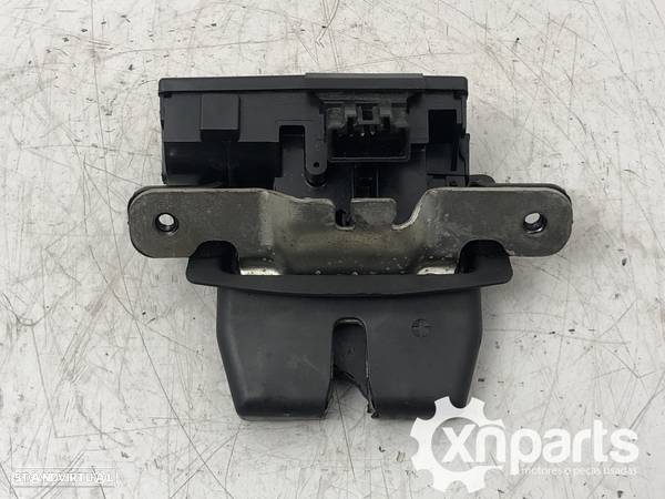 Fecho da mala Usado FORD FIESTA VI 1.4 TDCi | 07.10 -  REF. 8A61-A442A66-BC - 2