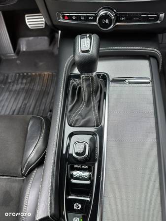 Volvo S90 D4 R-Design - 23