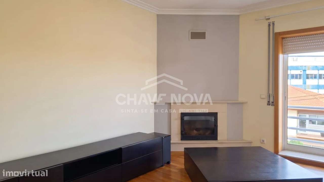 Apartamento T3 c/garagem Box em Valadares-6