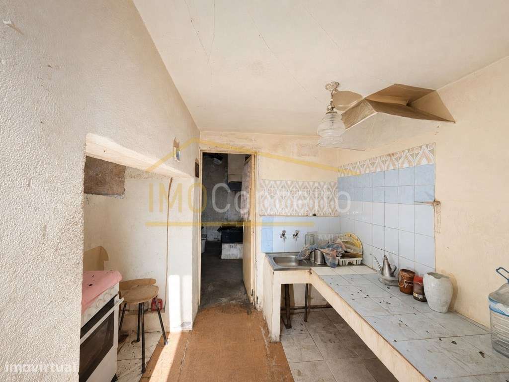 Casa tradicional para renovar - Rexaldia - TORRES NOVAS-26