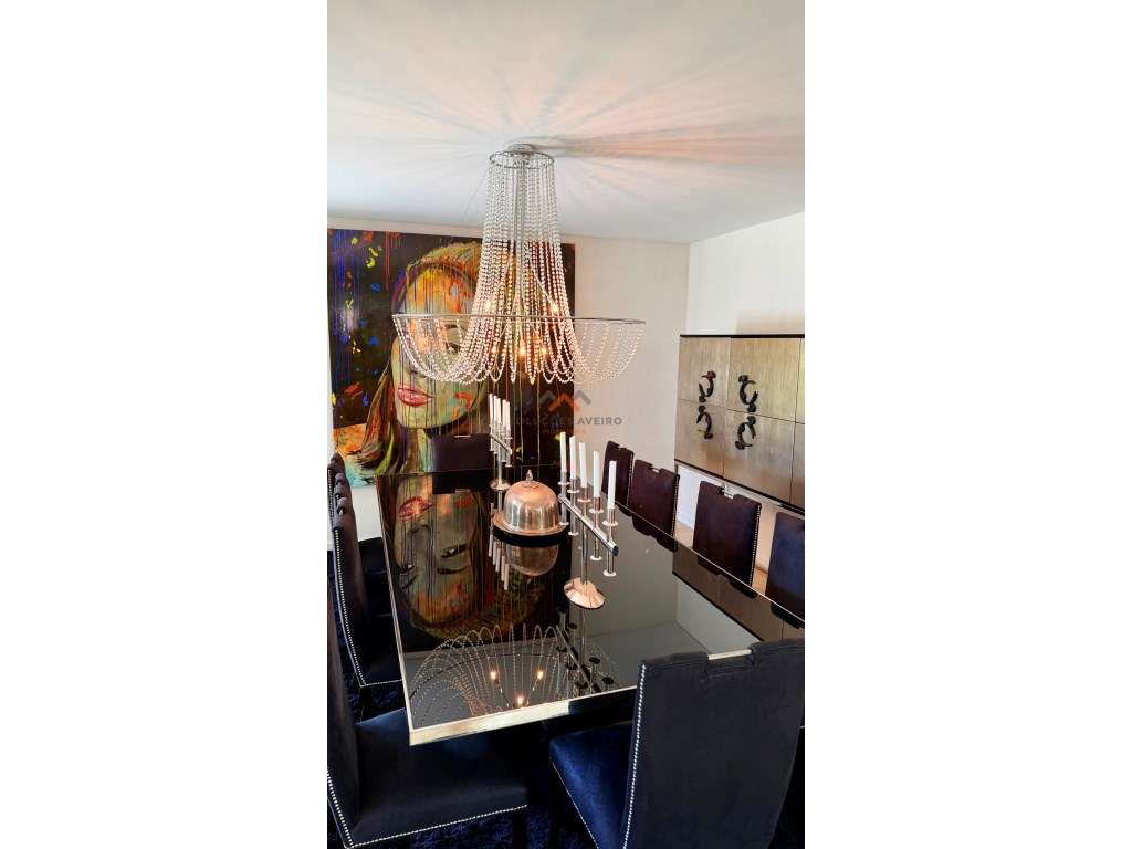 Moradia Contemporânea de Luxo com jardins tropicais e Design Exclus...-5