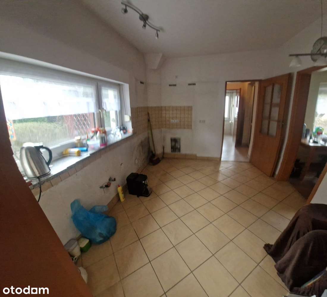 Dom szeregowy z 5 pokojami w Prudniku! Cena 450 000 zł.-4