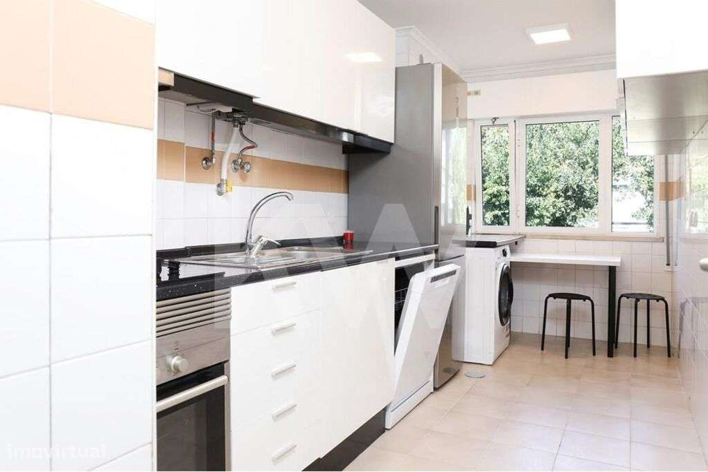 APARTAMENTO T4 - Rentabilidade 5% - Grande imagem: 5/24