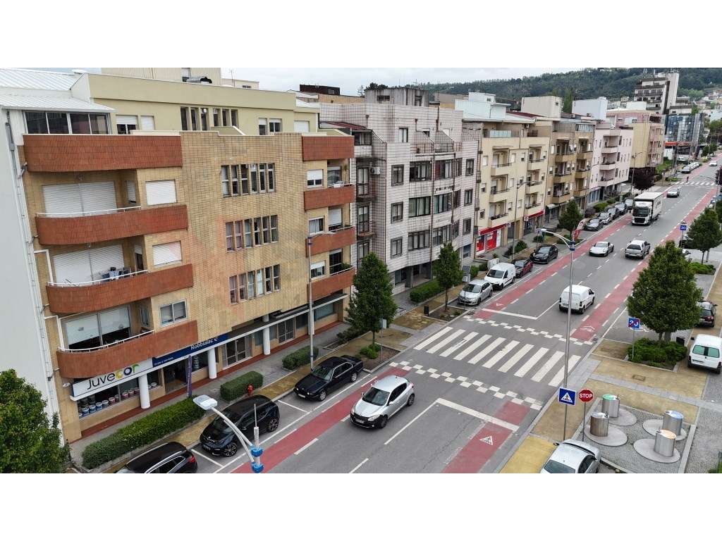 Loja | Centro de Felgueiras-2