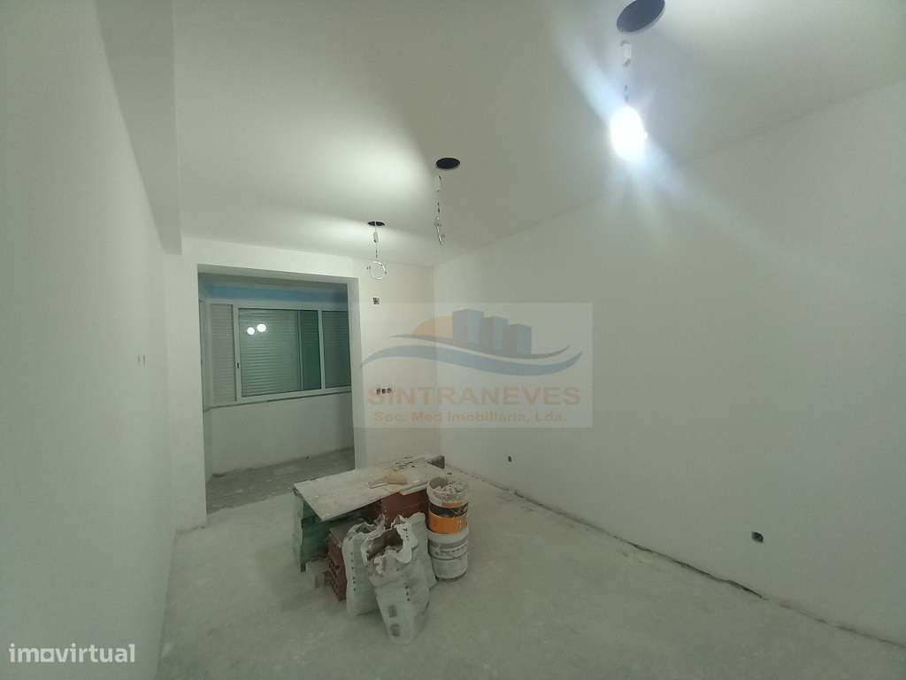 T2 totalmente remodelado ( em fase inicial de obra ) - Grande imagem: 5/26