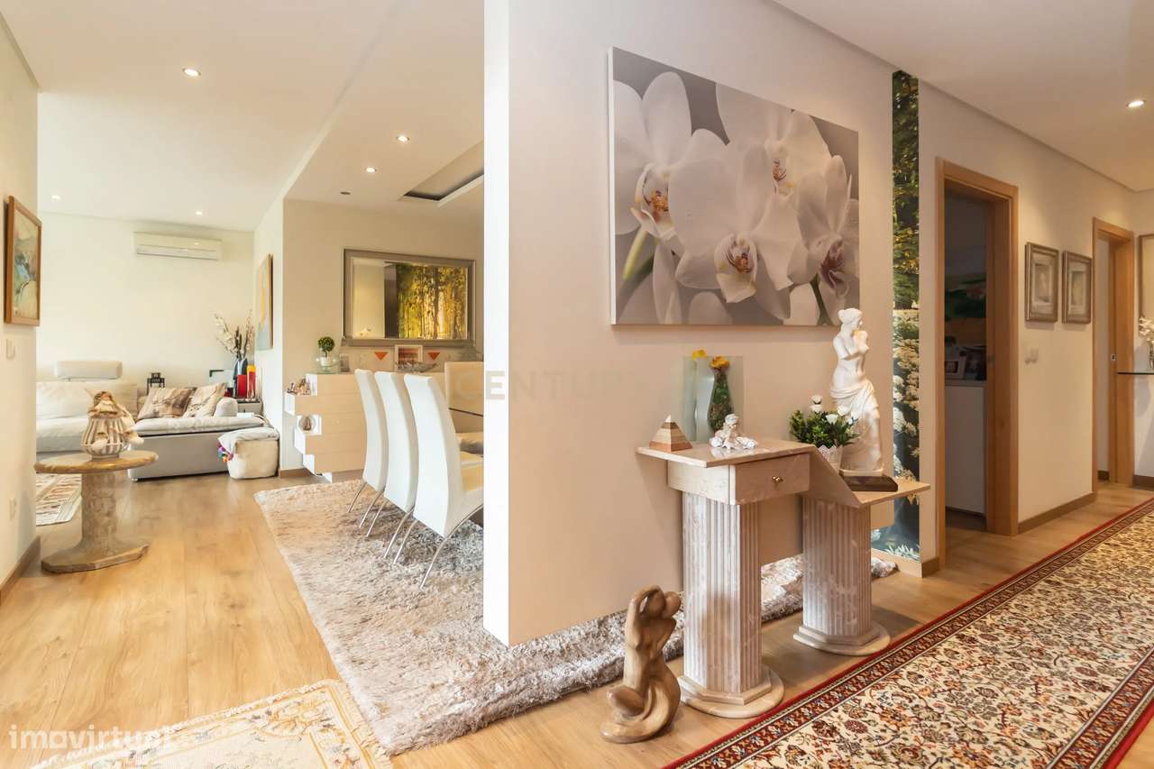 Elegância, Espaço e Tecnologia – T4 de Prestígio em Setúbal - Grande imagem: 3/50