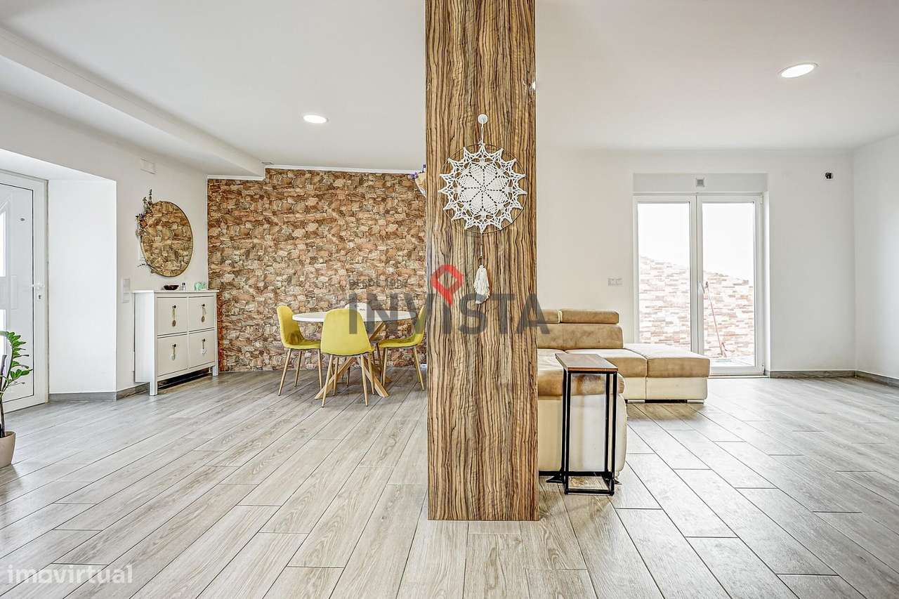 Moradia T3 Térrea com 2 Suites | Centro de Alverca-10