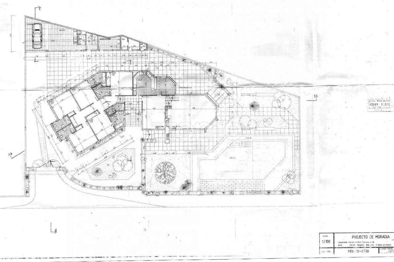 Moradia rara para Reabilitação – Vista Mar | São Pedro Estoril-37