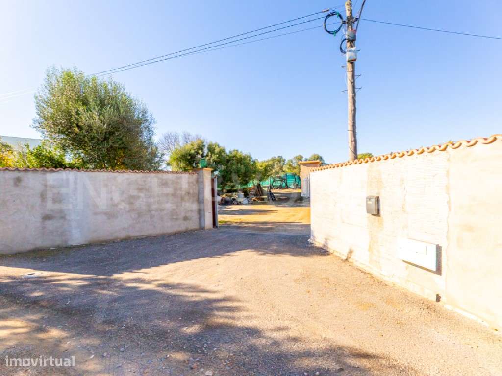 Casa Típica Privada T2 com jardim em Moncarapacho-2