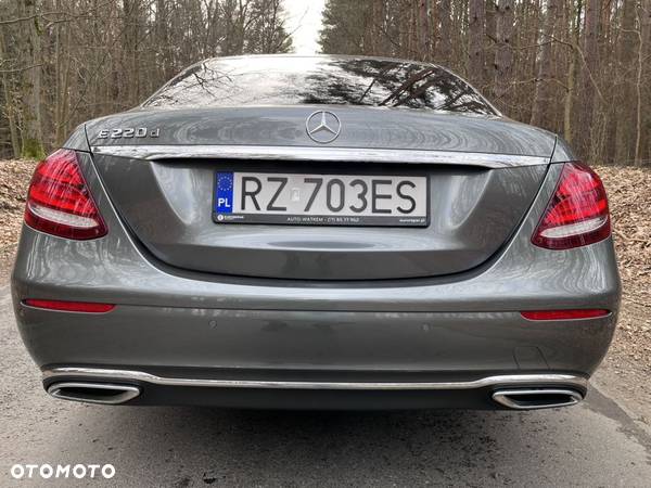 Mercedes-Benz Klasa E 220 d T 9G-TRONIC Avantgarde - 23