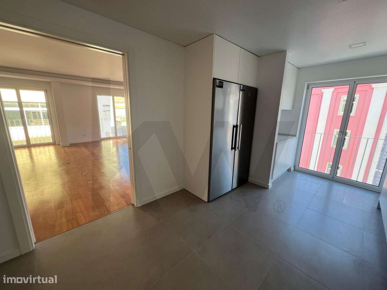 T3 (PRÉDIO NOVO) c/ 2 Lugares estacionamento - Grande imagem: 5/24