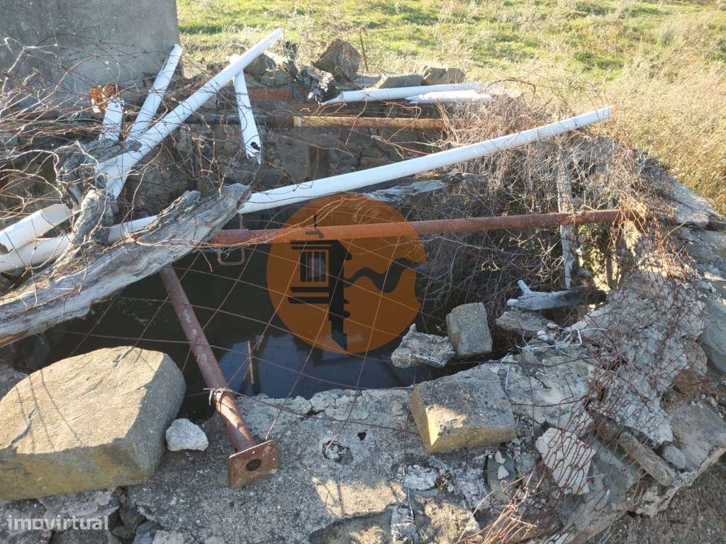 TERRENO COM RUINA - 4.960 M2 - COM NORA - ÁGUA DA BARRAGEM NA JUNQU...-20