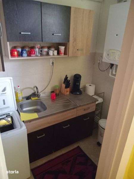 Garsoniera Ostrovului bl 16 etaj 1 - Imagine principală: 4/6