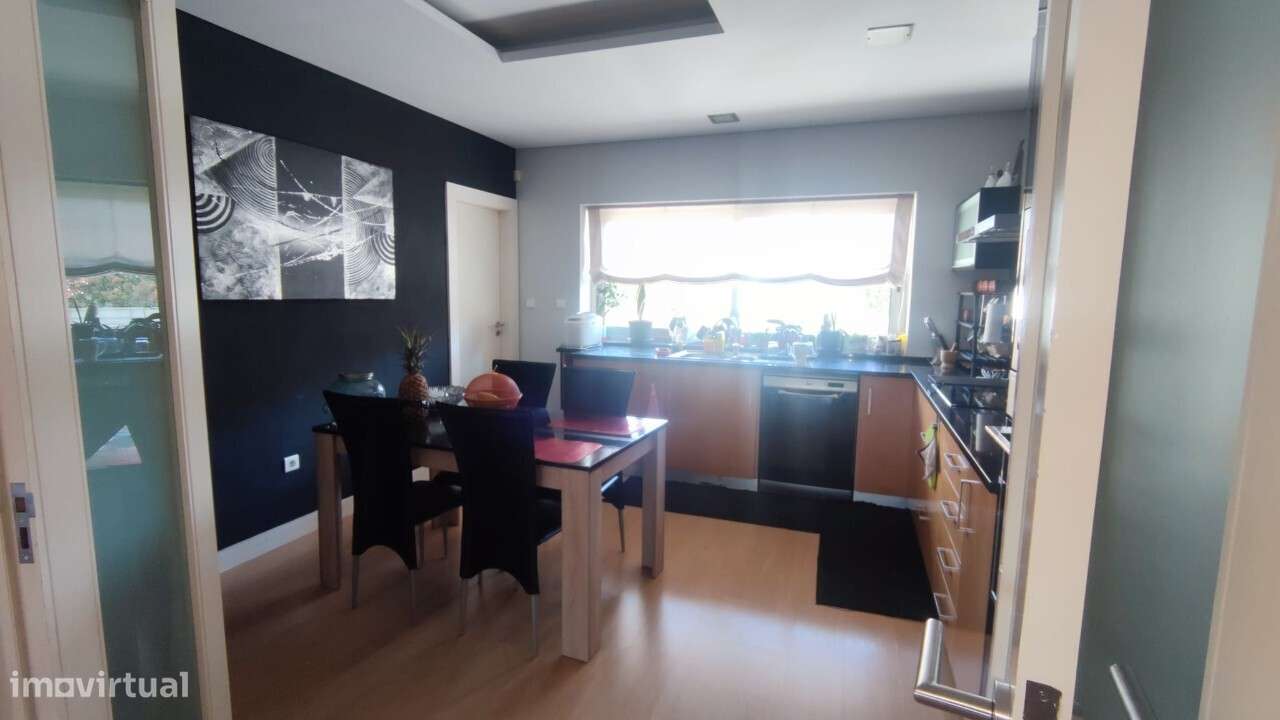 Moradia em Banda Sanguedo-5