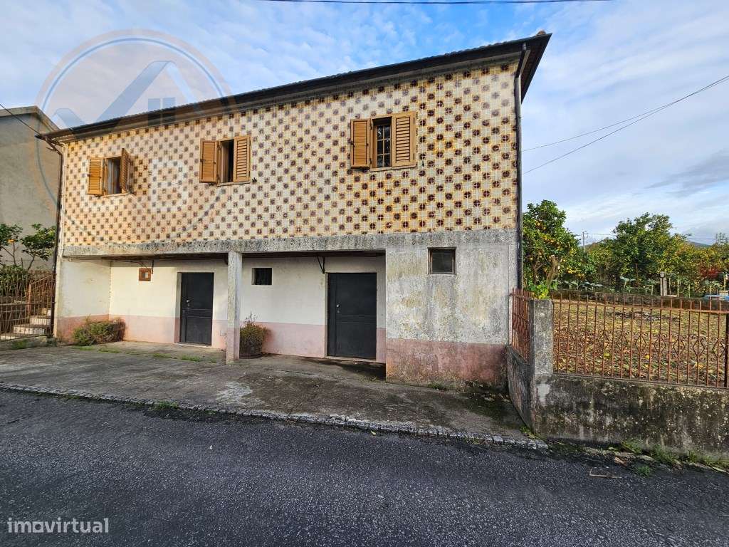 Moradia T4 com terreno, em Cavez, Cabeceiras de Basto-21