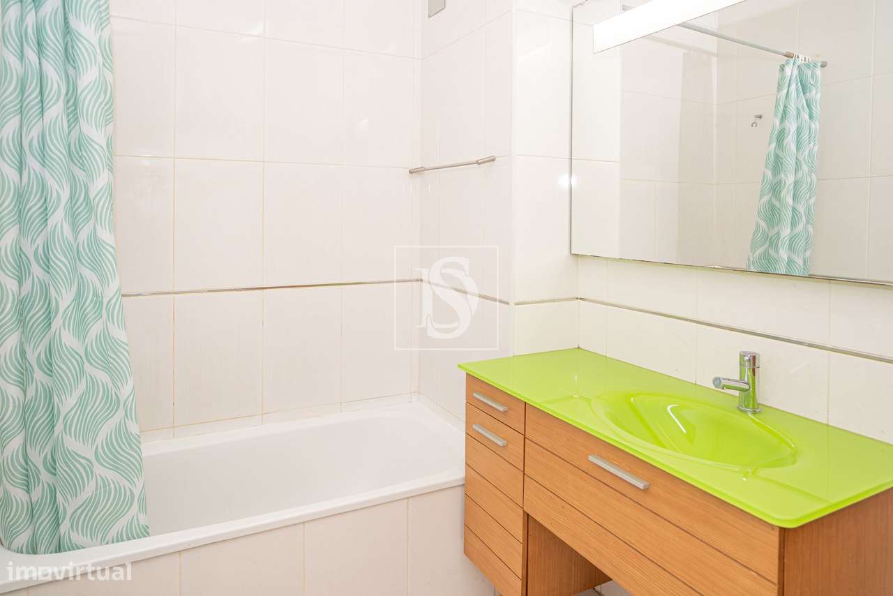 T3 com Suíte | Condomínio Fechado com Piscina | Barcelinhos-24