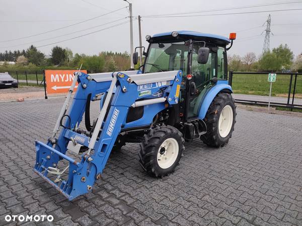 New Holland BOOMER - 2