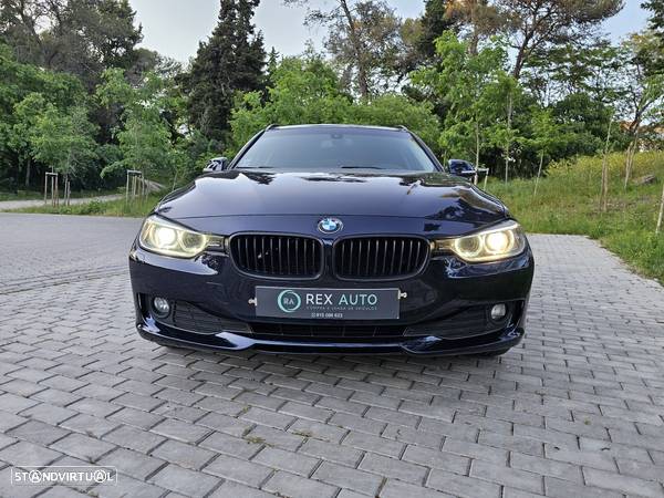 BMW 318 d Touring Blue Performance Sport Line - 27