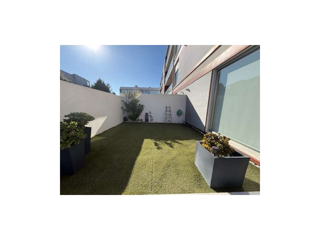 T3 em Santa Marinha (Candal) - Próximo do Arrábida Shopping | Terra... - Grande imagem: 5/23