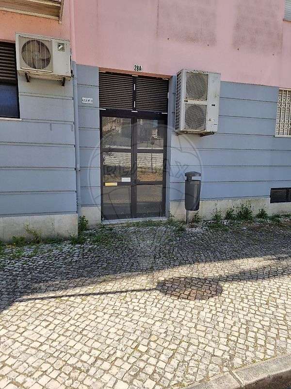 Loja  para arrendamento - Grande imagem: 3/18