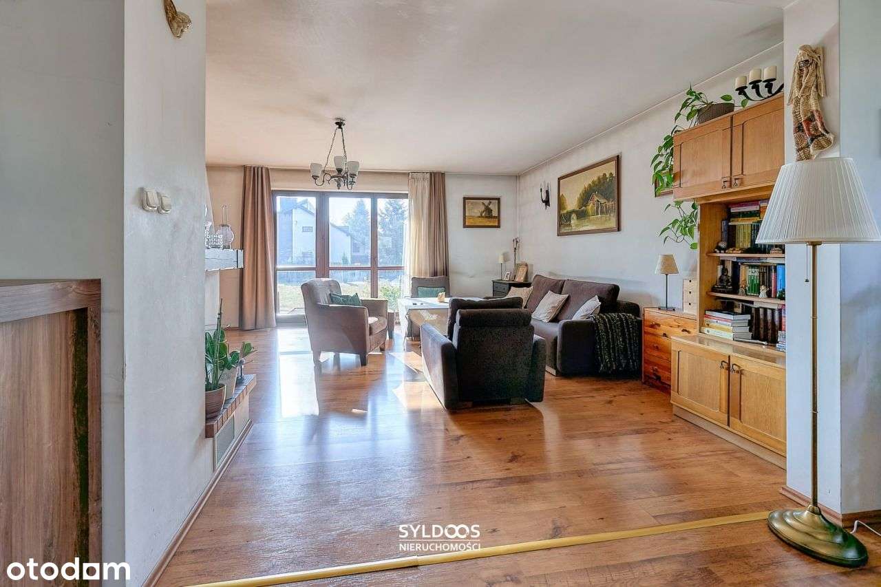 Kryspinów działka z dużym domem pod inwestycję-5