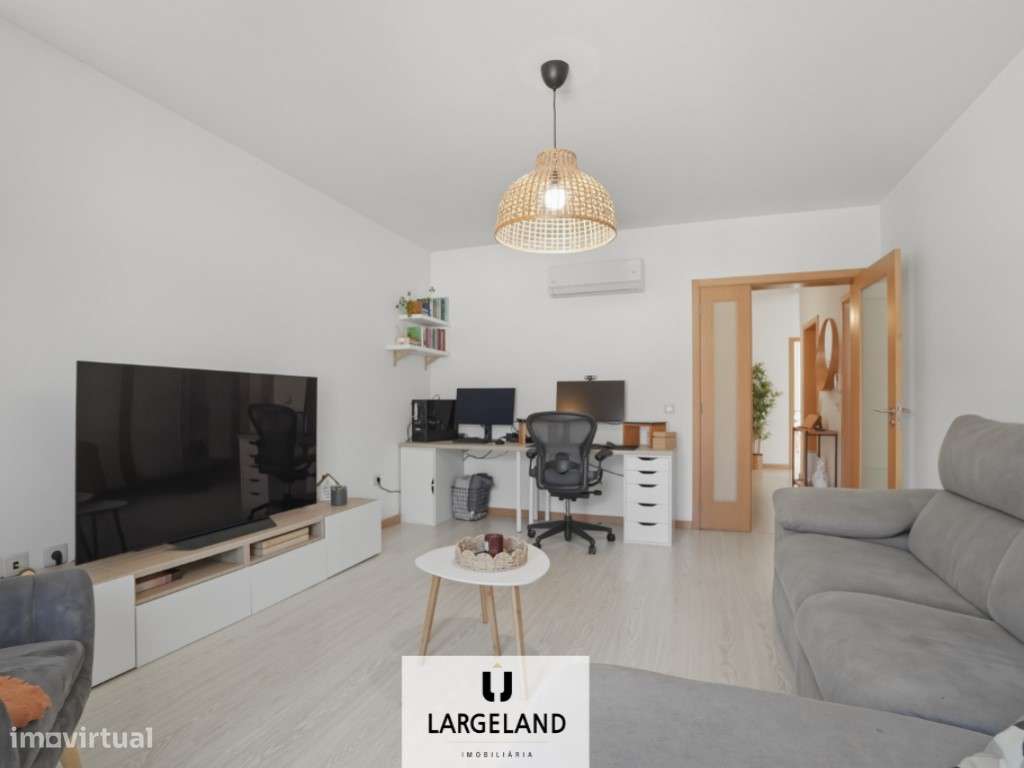 Apartamento T2 com Excelentes Áreas - Silveiro, Oiã - Grande imagem: 3/27