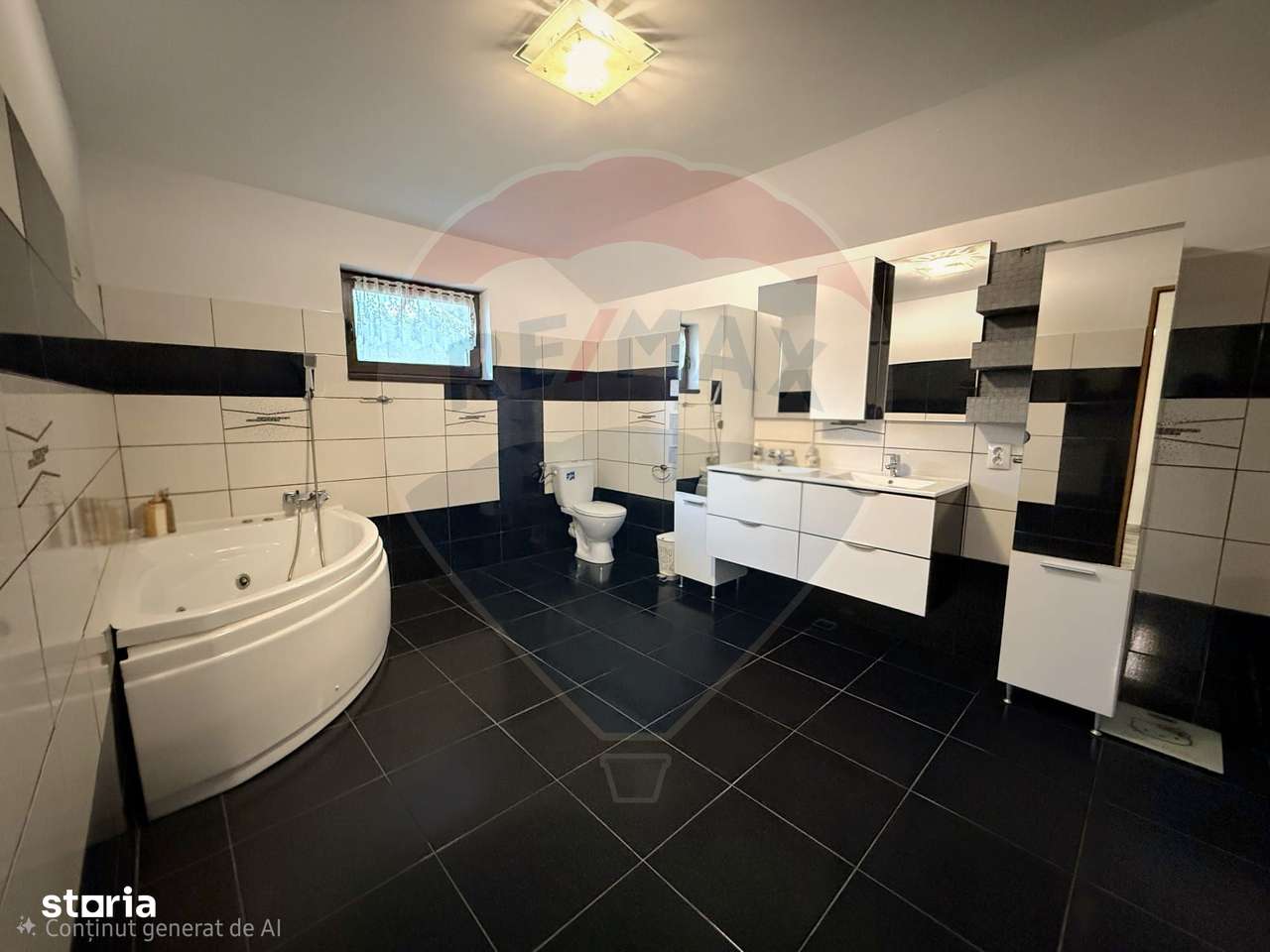 Casă / Vilă cu 5 camere de vânzare-11