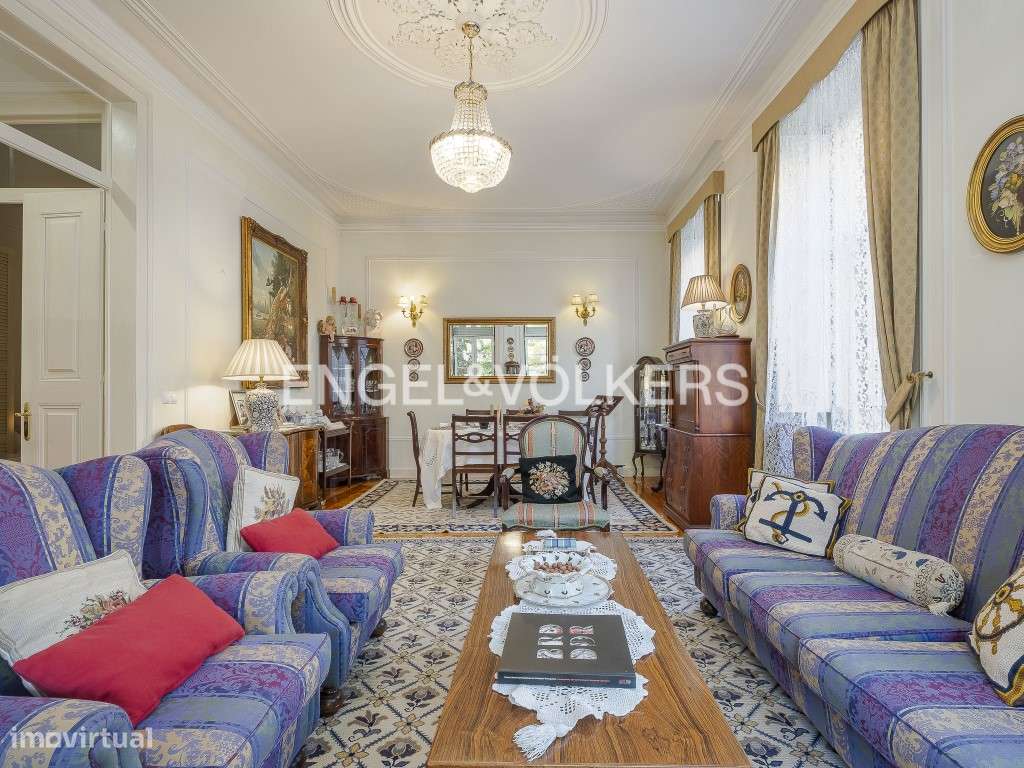 Apartamento com pátio privativo perto da Praça das Flores - Grande imagem: 5/34