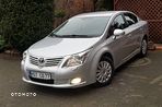 Toyota Avensis 1.8 Active - 11