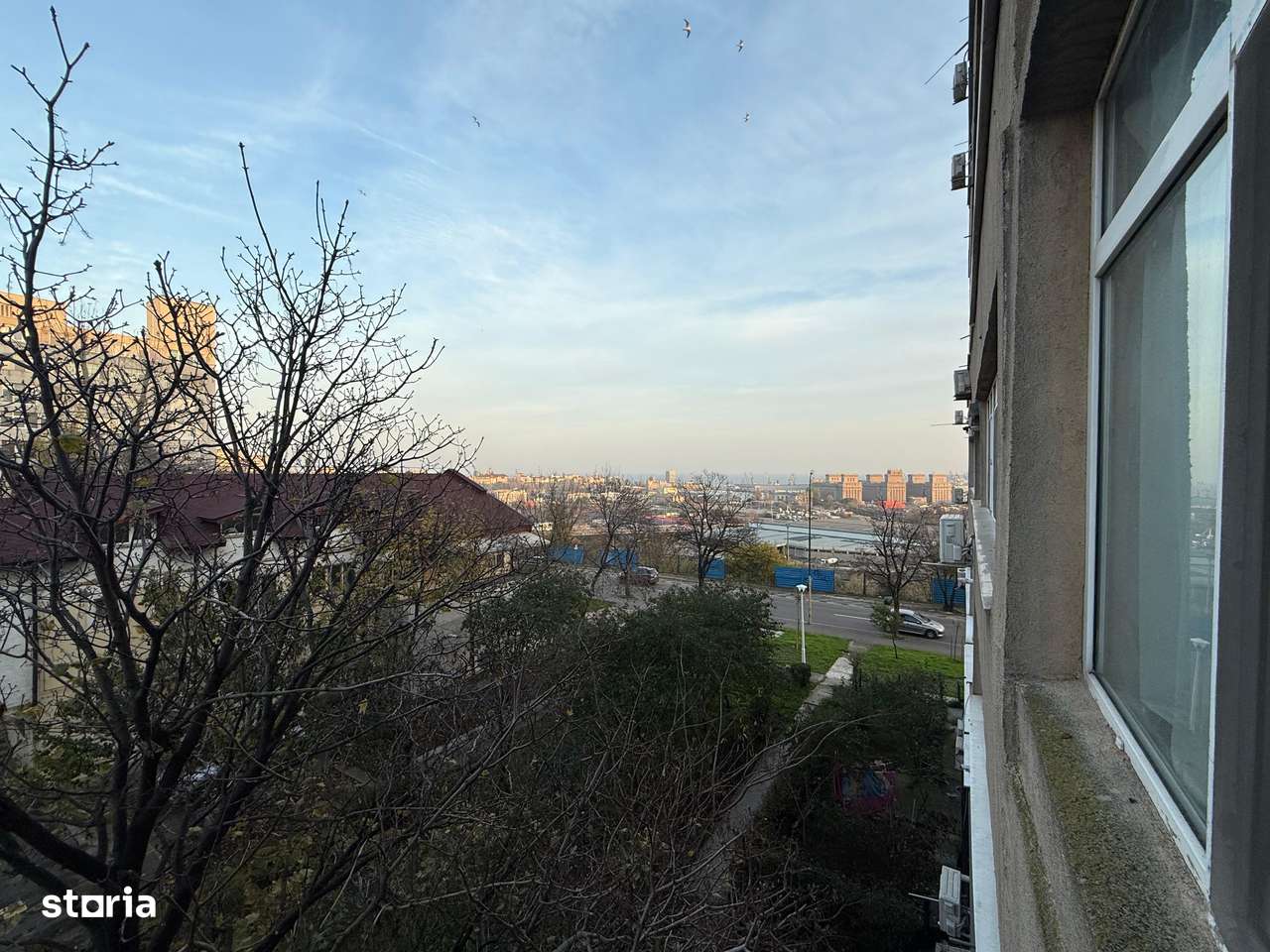 Apartament 3 camere central Constanta-12