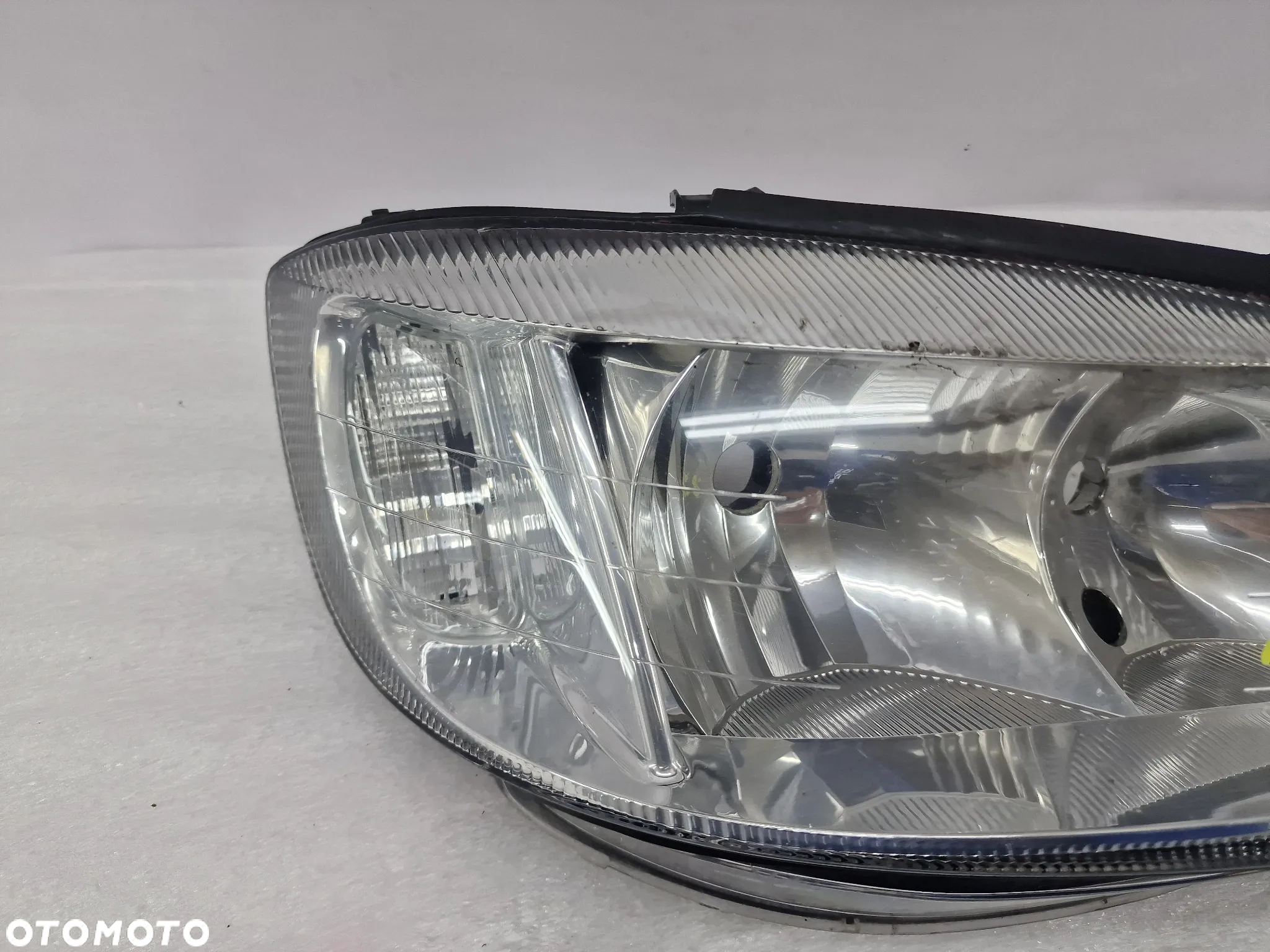 OPEL ZAFIRA A 98- PRAWA LAMPA PRZEDNIA PRZÓD , NR 89100055 , NR AUKCJI LA188 - 5