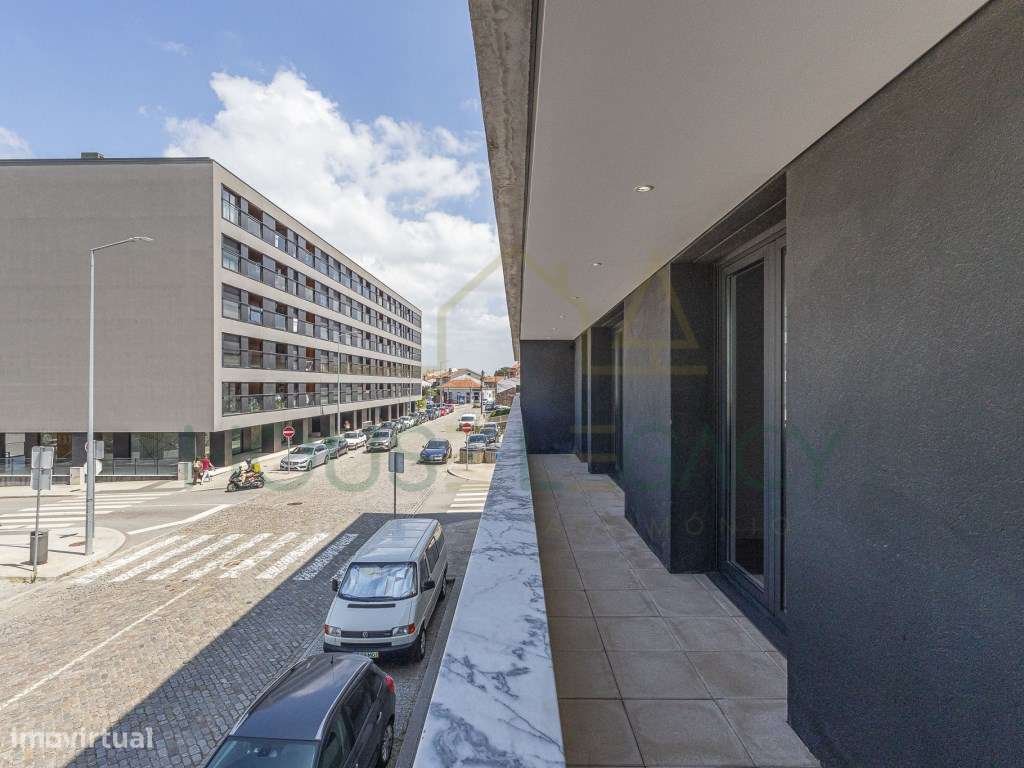 Apartamento T2 em frente ao Hospital São João-27