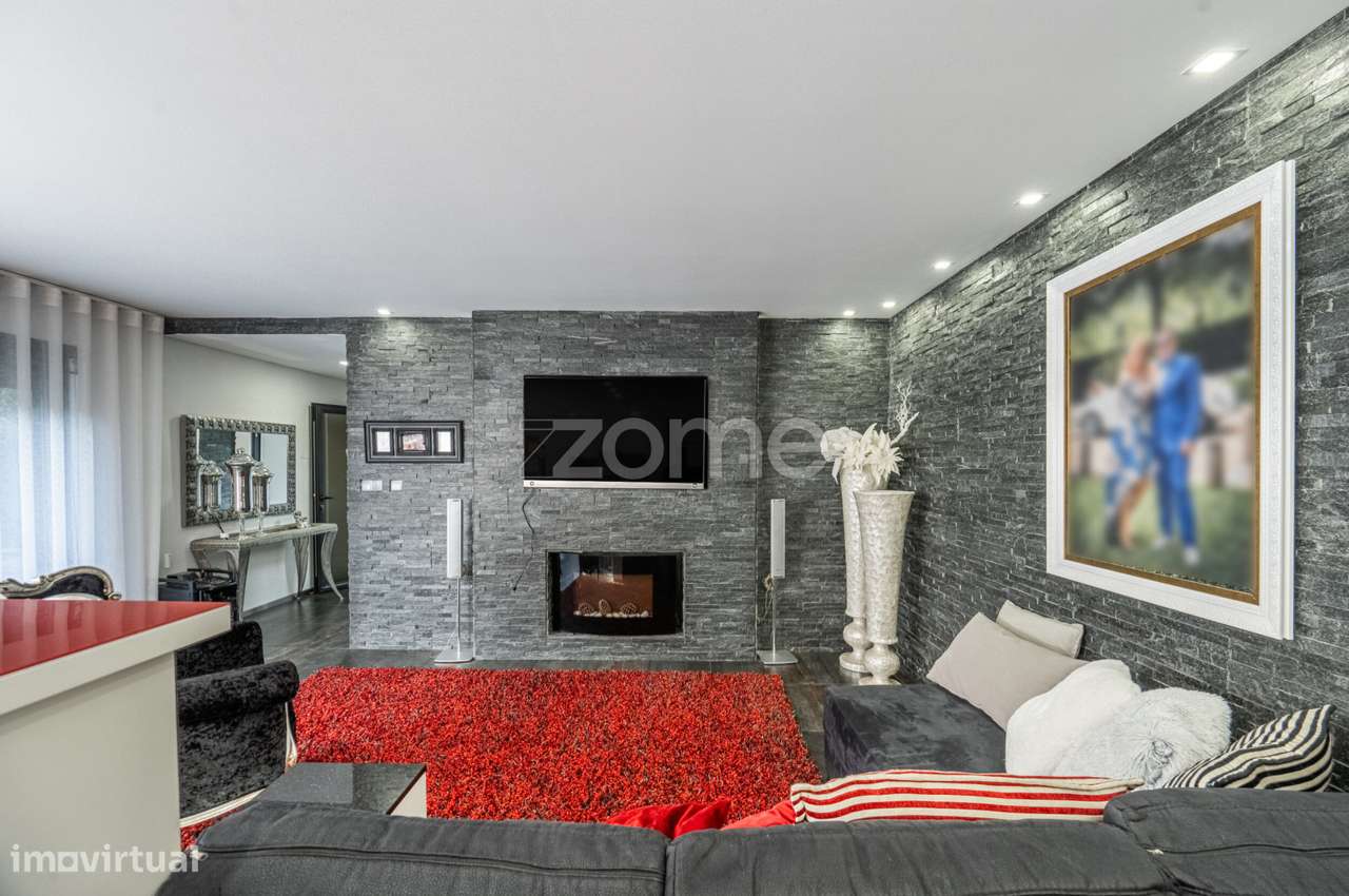 Moradia T3 Com Piscina-21