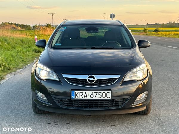 Opel Astra 2.0 CDTI DPF Sports Tourer - 1