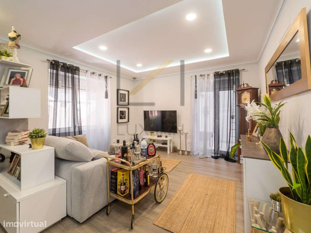 Apartamento T3 renovado com Terraço - Grande imagem: 4/40