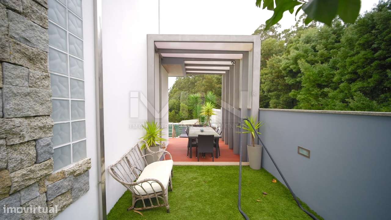 Moradia T3+1 - Exclusividade, Design e Conforto Superior-46