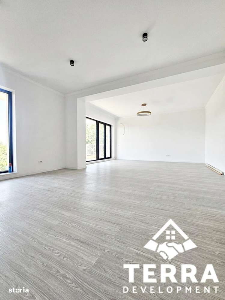 Plaja la un pas. Lacul la fereastră. Acasă începe aici.-3