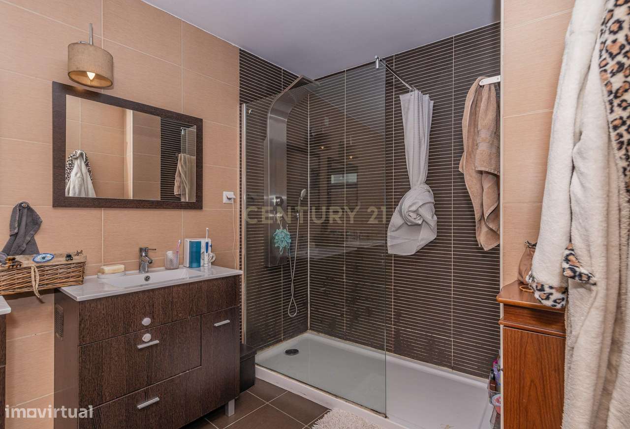 Moradia Moderna T4 em São Domingos de Rana, Cascais-30