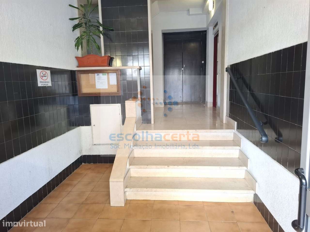 Apartamento T1 com Varanda - Setúbal-19