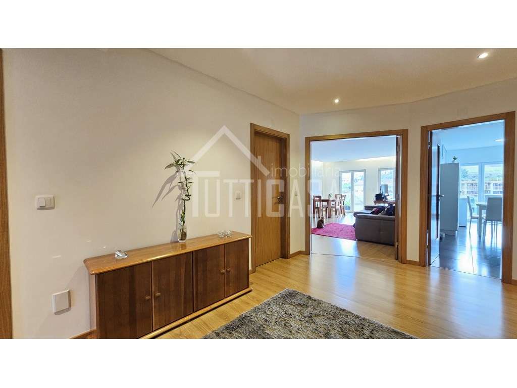 Apartamento estilo duplex T2+1 na Malveira-15