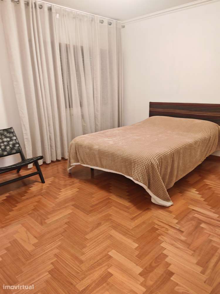 Excelente T2 em Carnaxide/Portela - Grande imagem: 4/8