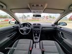 Volkswagen Golf - 6