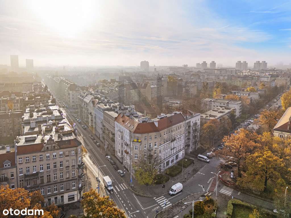 lokal z dużymi witrynami /112m2 /super lokalizacja-11