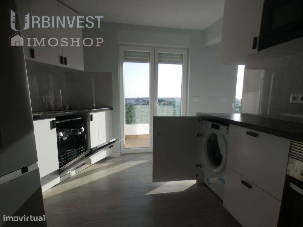 Penthouse com uma vista maravilhosa, para serra ,mar e cidade. Reno... - Grande imagem: 4/26